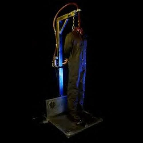 Distortions Animatronics "Spinal Tap" Professional Halloween Animatronic 3 Distortions Animatronics "Spinal Tap" Professional Halloween Animatronic