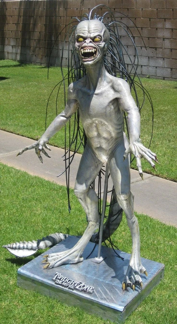 Midnight Studios "Twilight Zone - Gremlin" Movie Replica Professional Halloween Prop Props 3 Midnight Studios "Twilight Zone - Gremlin" Movie Replica Professional Halloween Prop Props